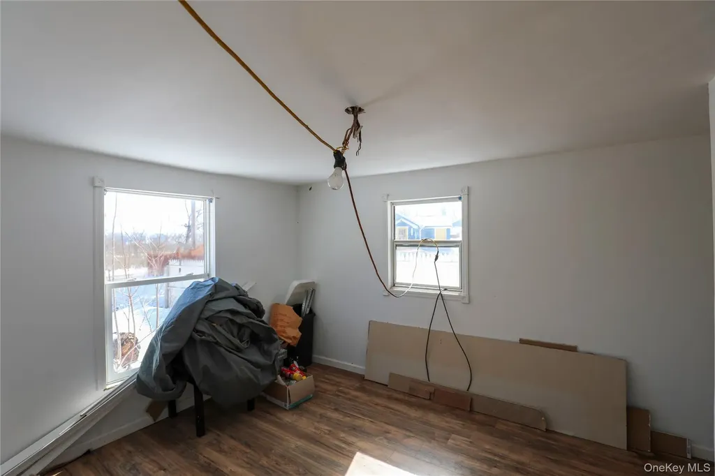 654 Broadway Esopus NY 12429