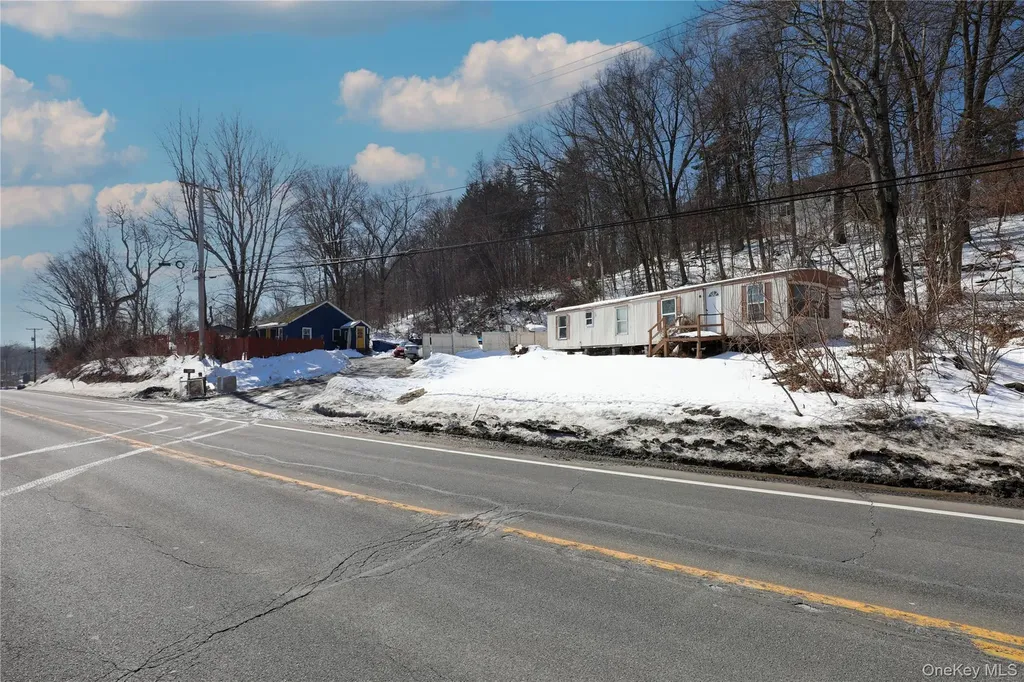 654 Broadway Esopus NY 12429