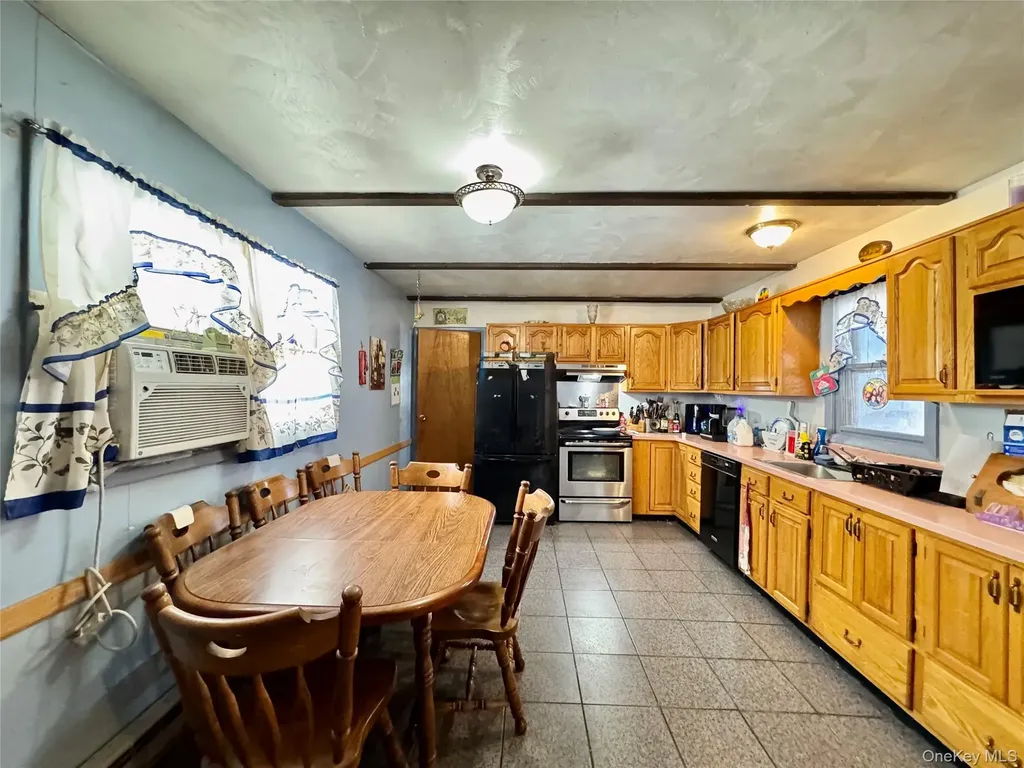 24 Palmer Road Catskill NY 12414