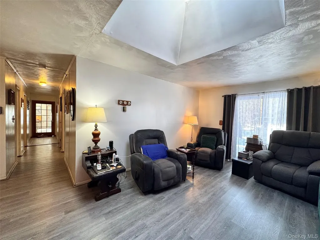 24 Palmer Road Catskill NY 12414