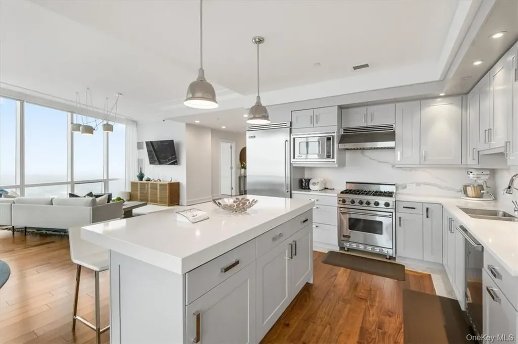 5 Renaissance Square White Plains NY 10601