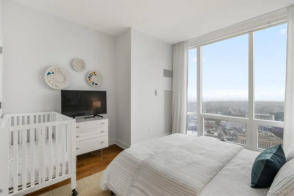 5 Renaissance Square White Plains NY 10601