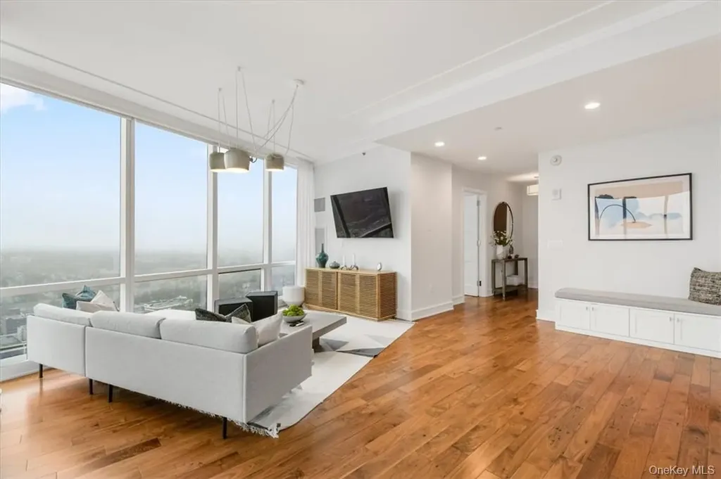 5 Renaissance Square White Plains NY 10601