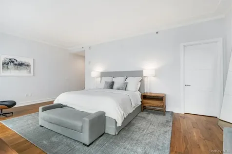5 Renaissance Square White Plains NY 10601