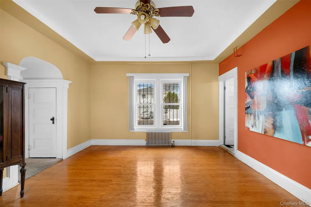 217 Bennett Avenue Hempstead NY 11550