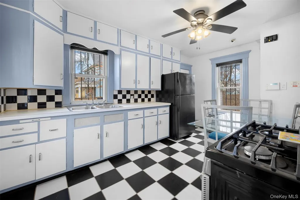 217 Bennett Avenue Hempstead NY 11550