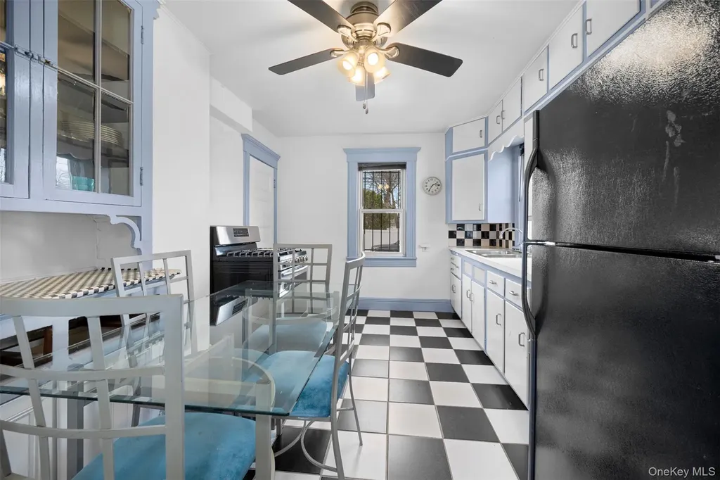 217 Bennett Avenue Hempstead NY 11550