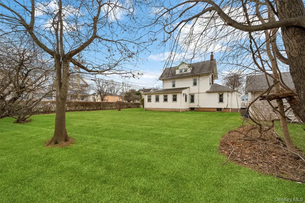 217 Bennett Avenue Hempstead NY 11550