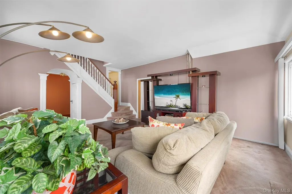 217 Bennett Avenue Hempstead NY 11550