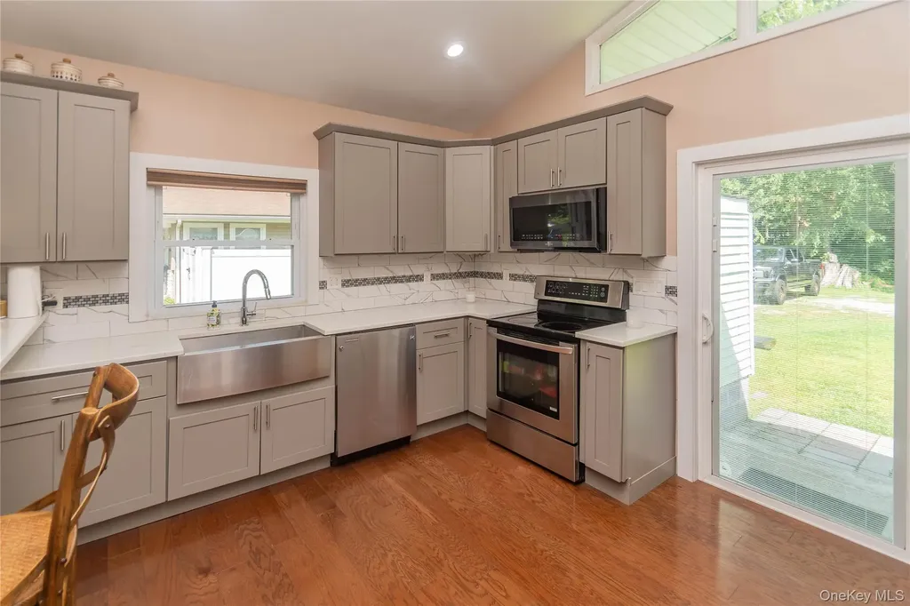 11 Toomey Drive Poughkeepsie NY 12603