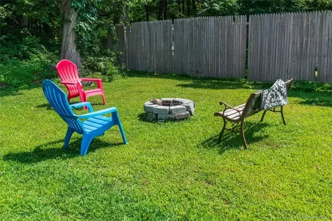 11 Toomey Drive Poughkeepsie NY 12603