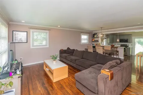 11 Toomey Drive Poughkeepsie NY 12603