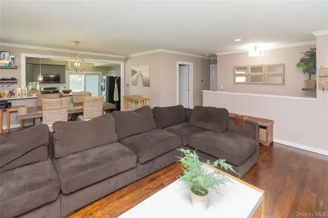 11 Toomey Drive Poughkeepsie NY 12603