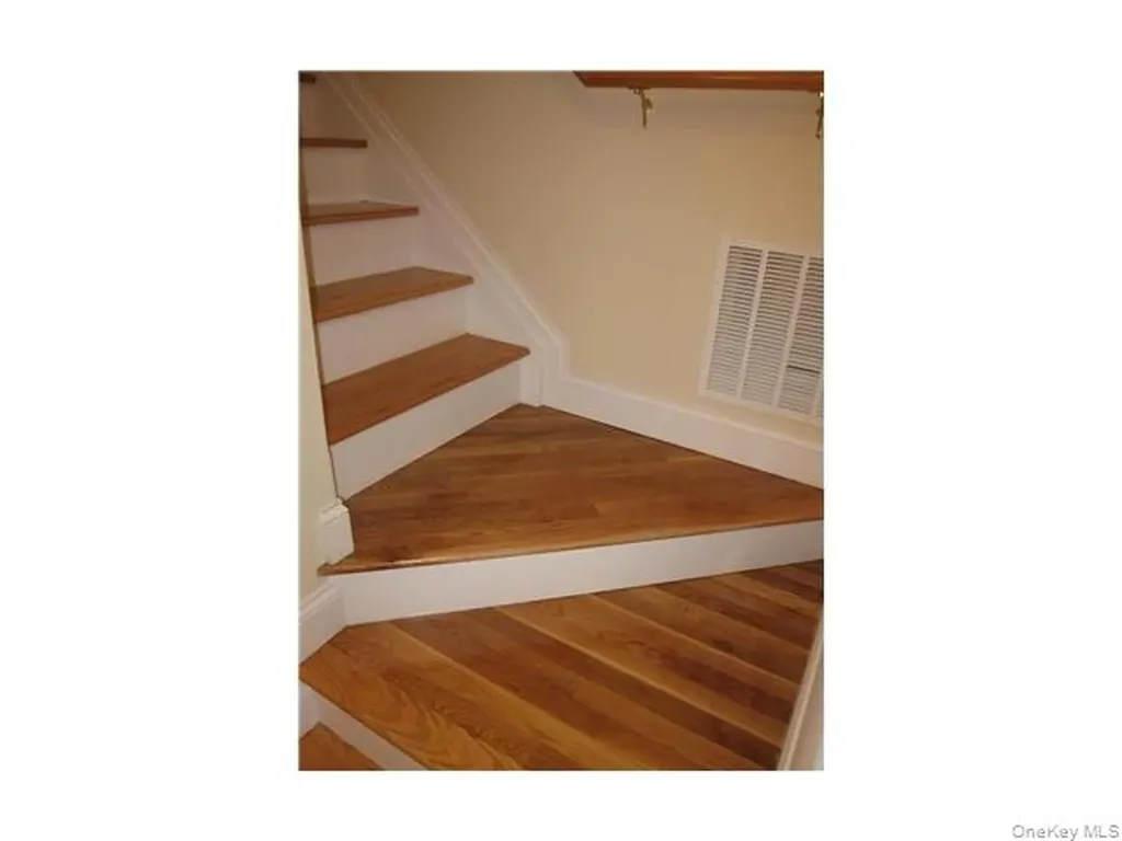 318 Tondo Circle Harriman NY 10926