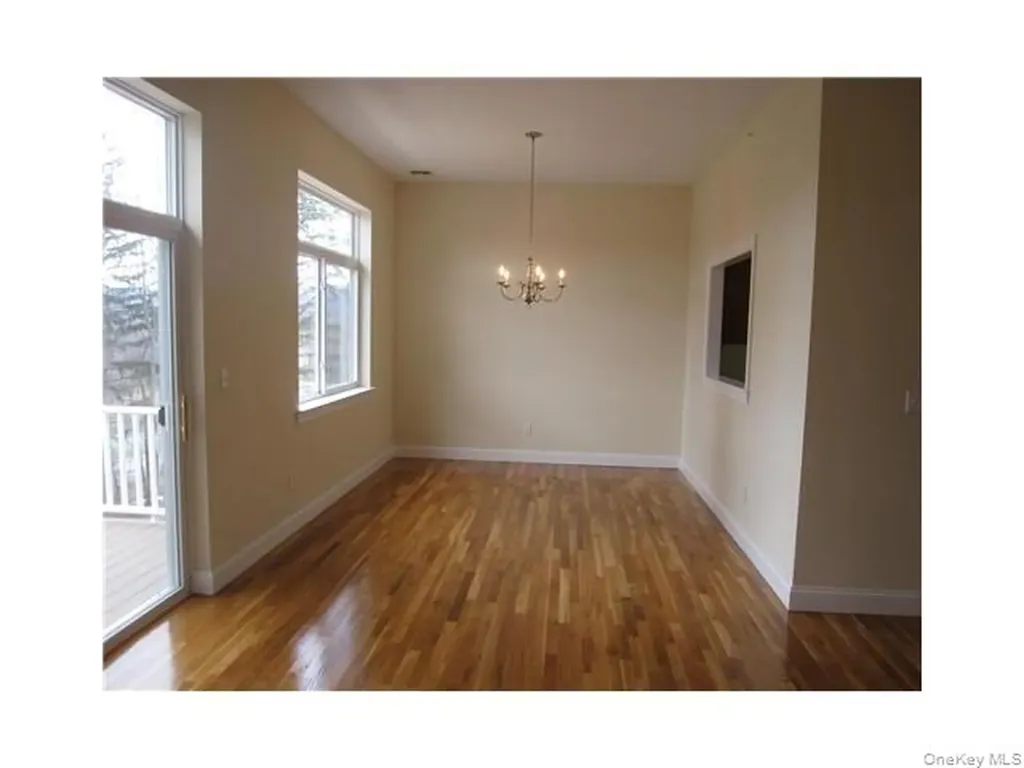 318 Tondo Circle Harriman NY 10926