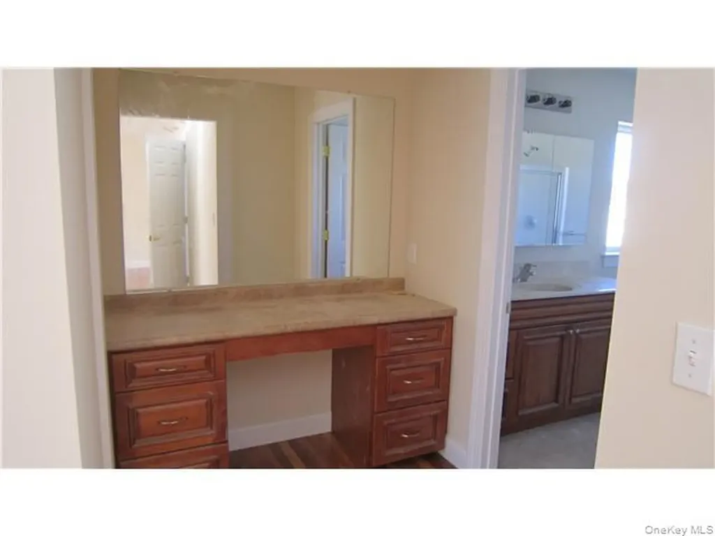 318 Tondo Circle Harriman NY 10926