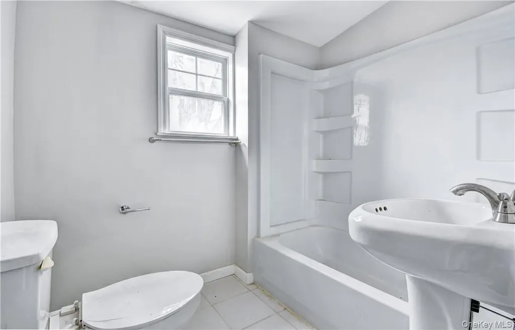 202 Midland Lake Road Middletown NY 10941