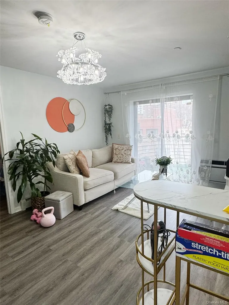 13249 41st Road Flushing NY 11355