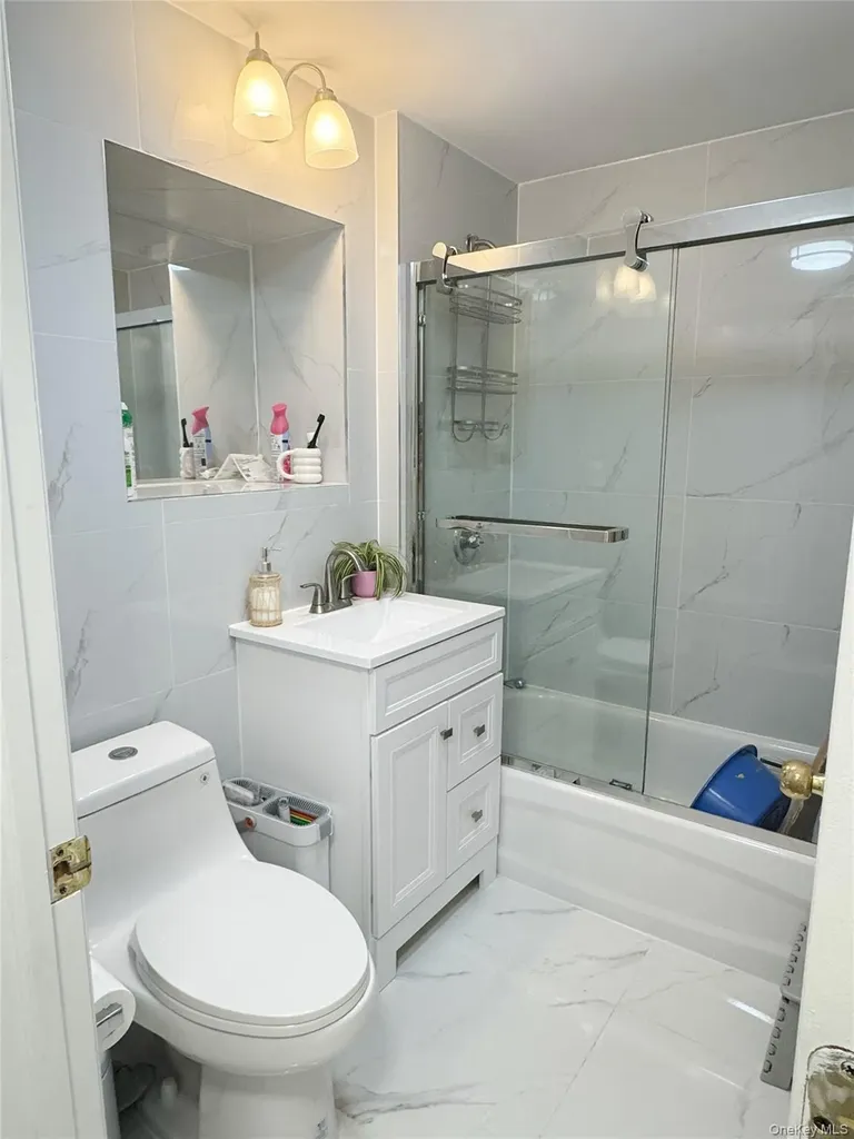 13249 41st Road Flushing NY 11355