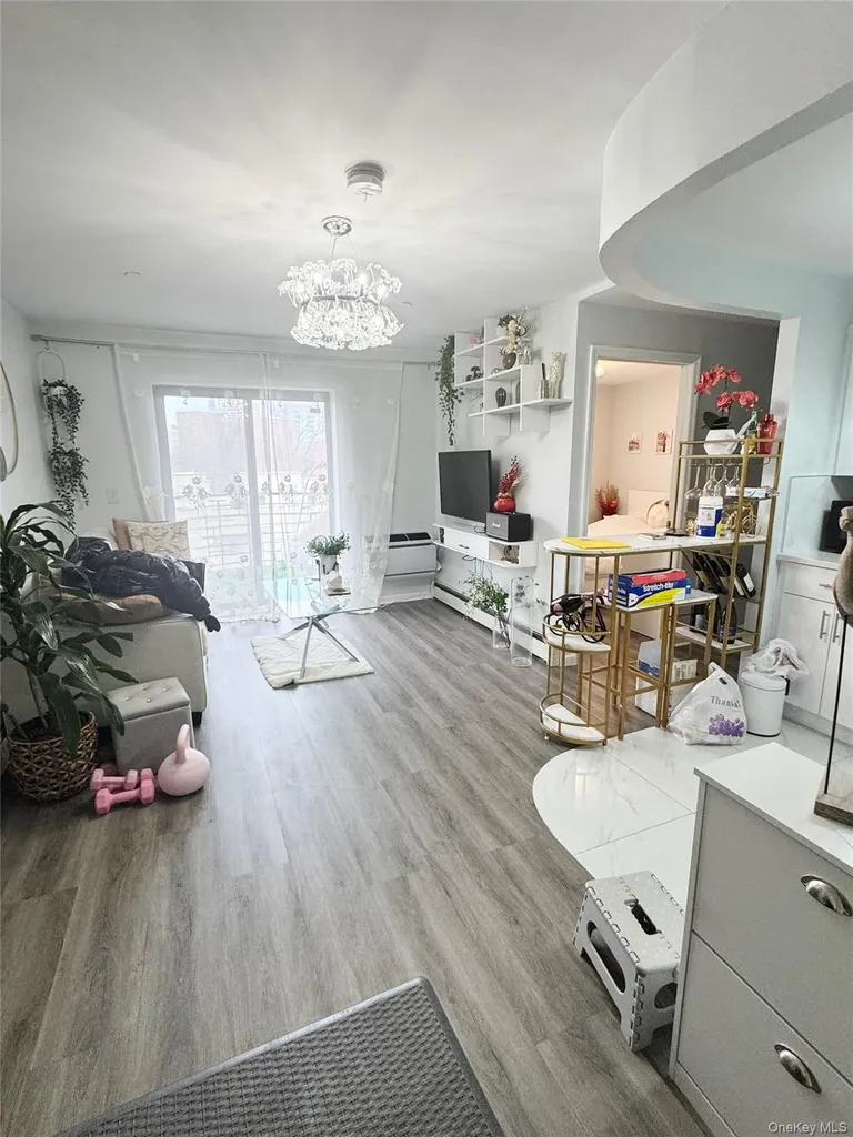 13249 41st Road Flushing NY 11355
