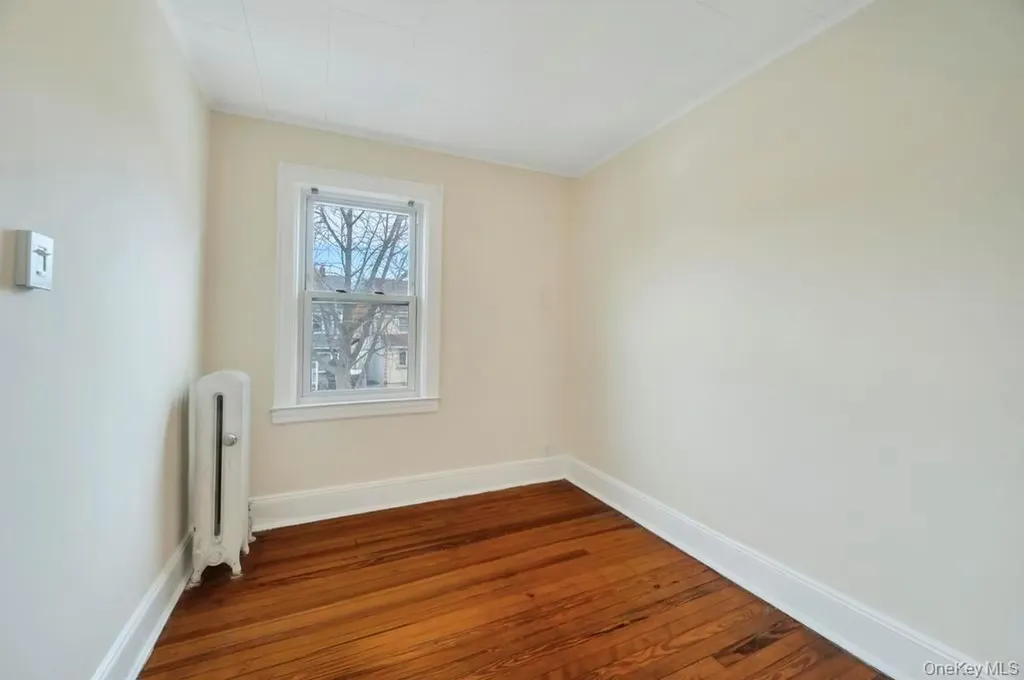 248-24 88th Drive Bellerose NY 11426