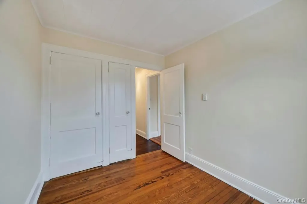 248-24 88th Drive Bellerose NY 11426