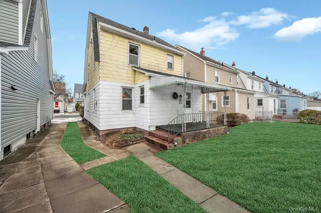 248-24 88th Drive Bellerose NY 11426