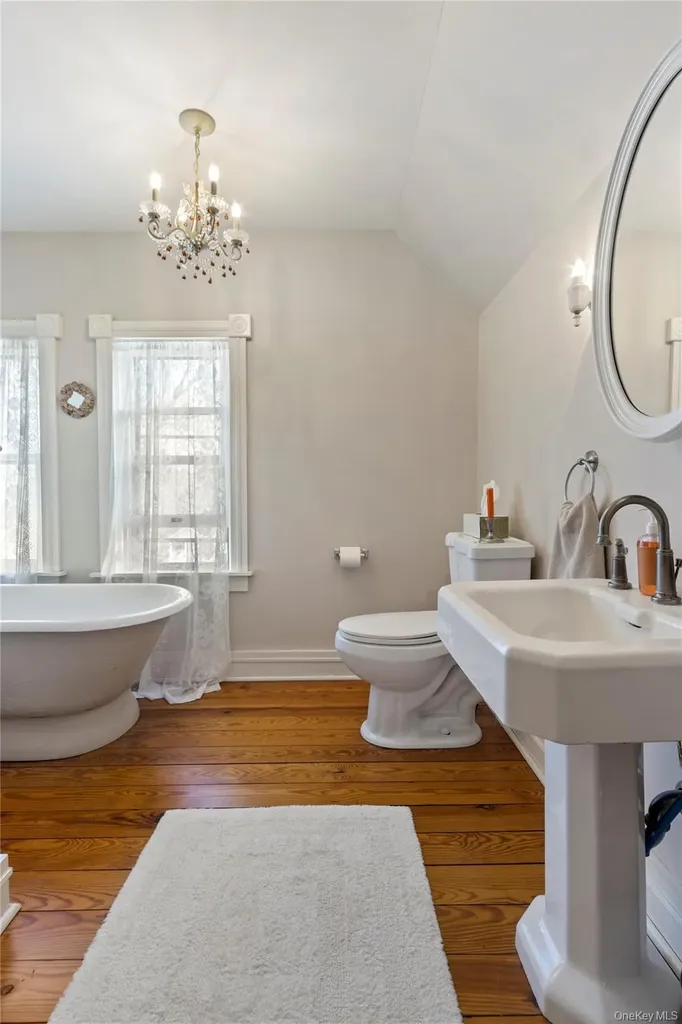 26 Chatham Street Kinderhook NY 12106