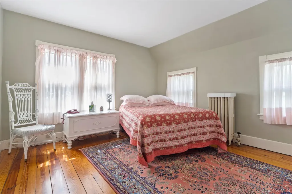 26 Chatham Street Kinderhook NY 12106