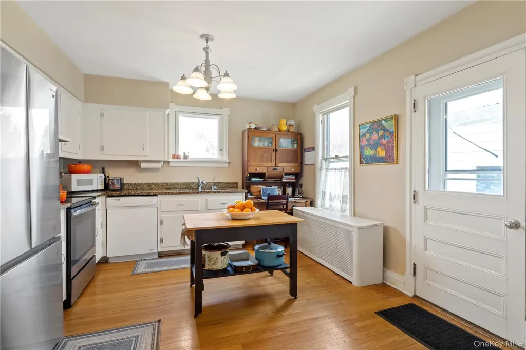 26 Chatham Street Kinderhook NY 12106