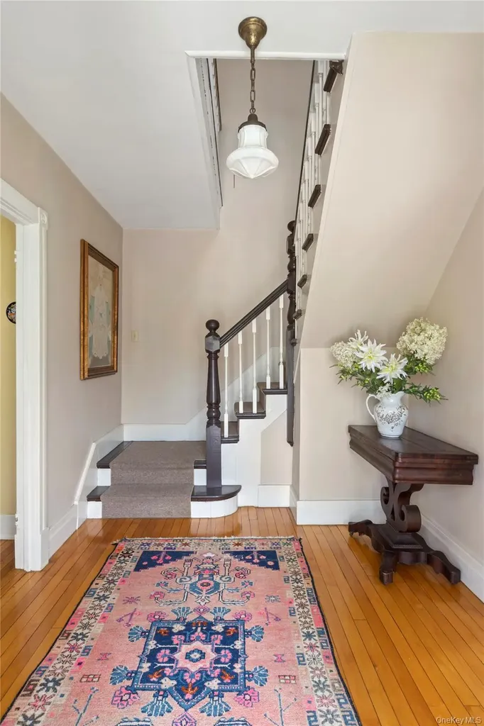 26 Chatham Street Kinderhook NY 12106