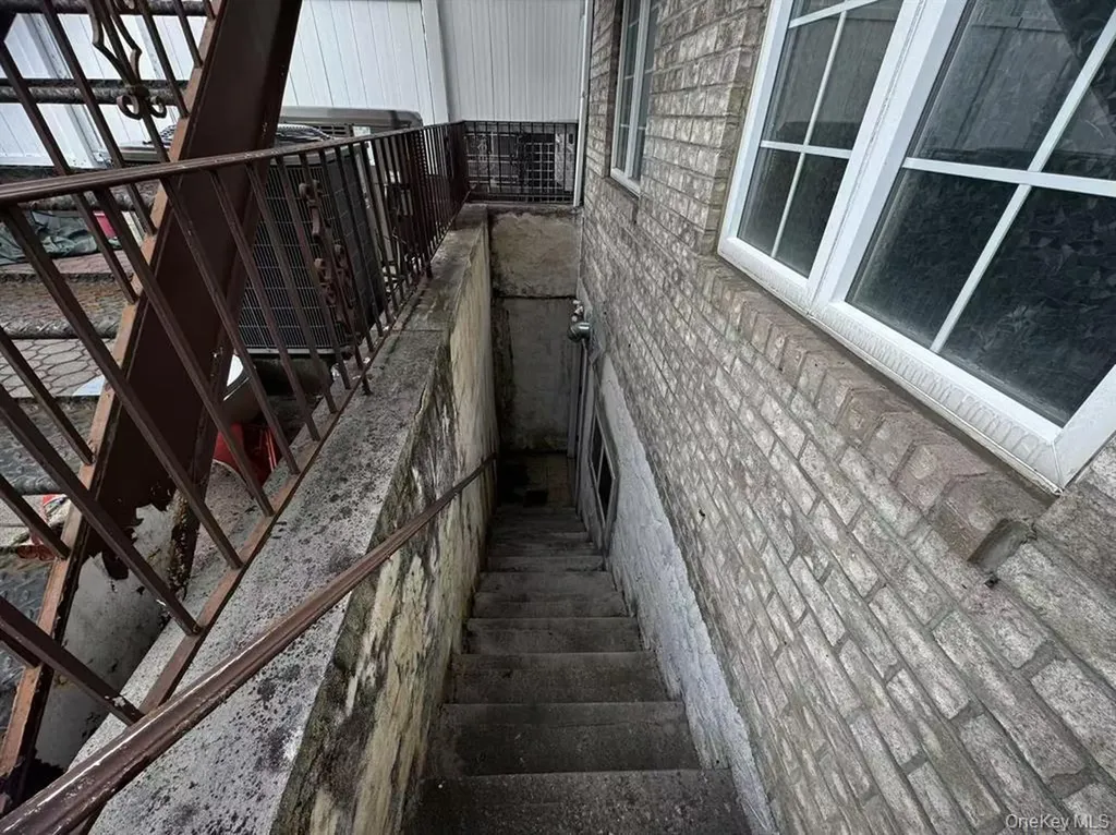 2832 Dudley Avenue Bronx NY 10461
