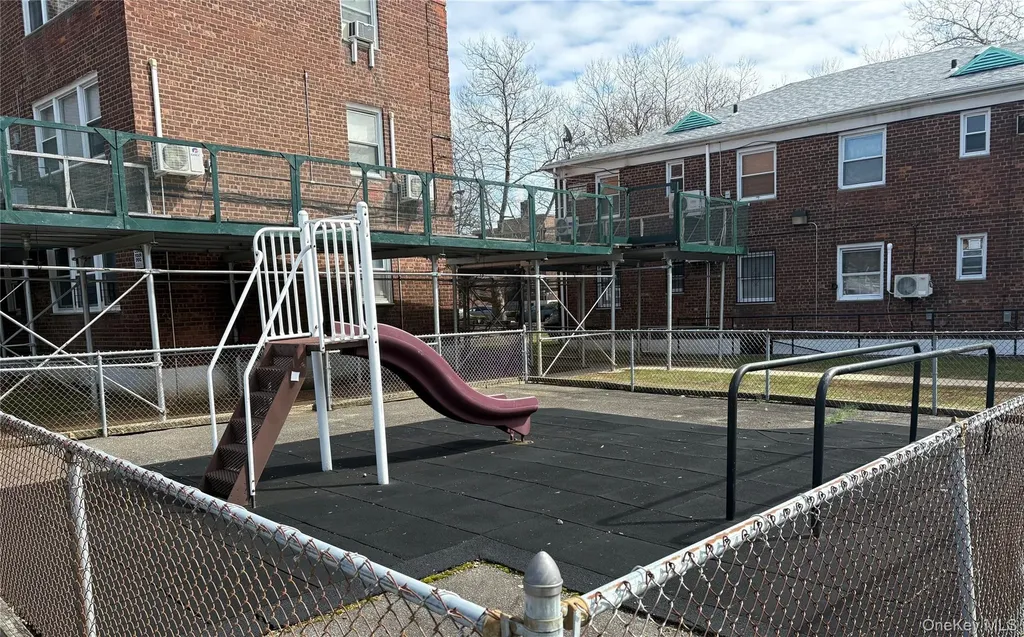 68-37 138th Street Flushing NY 11367