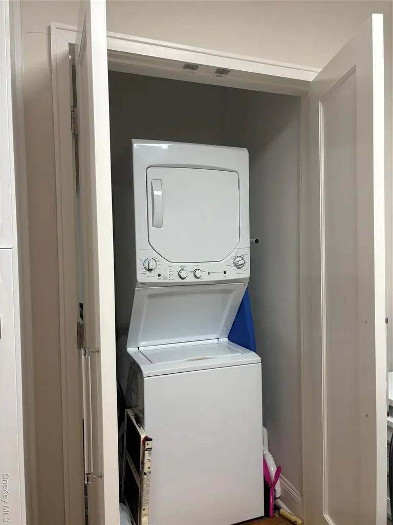 68-37 138th Street Flushing NY 11367