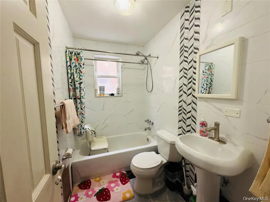 2154 Haight Avenue Bronx NY 10461