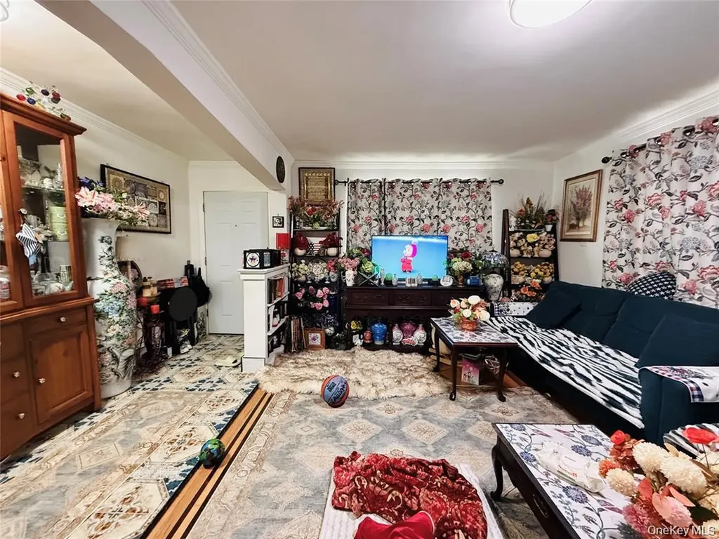 2154 Haight Avenue Bronx NY 10461