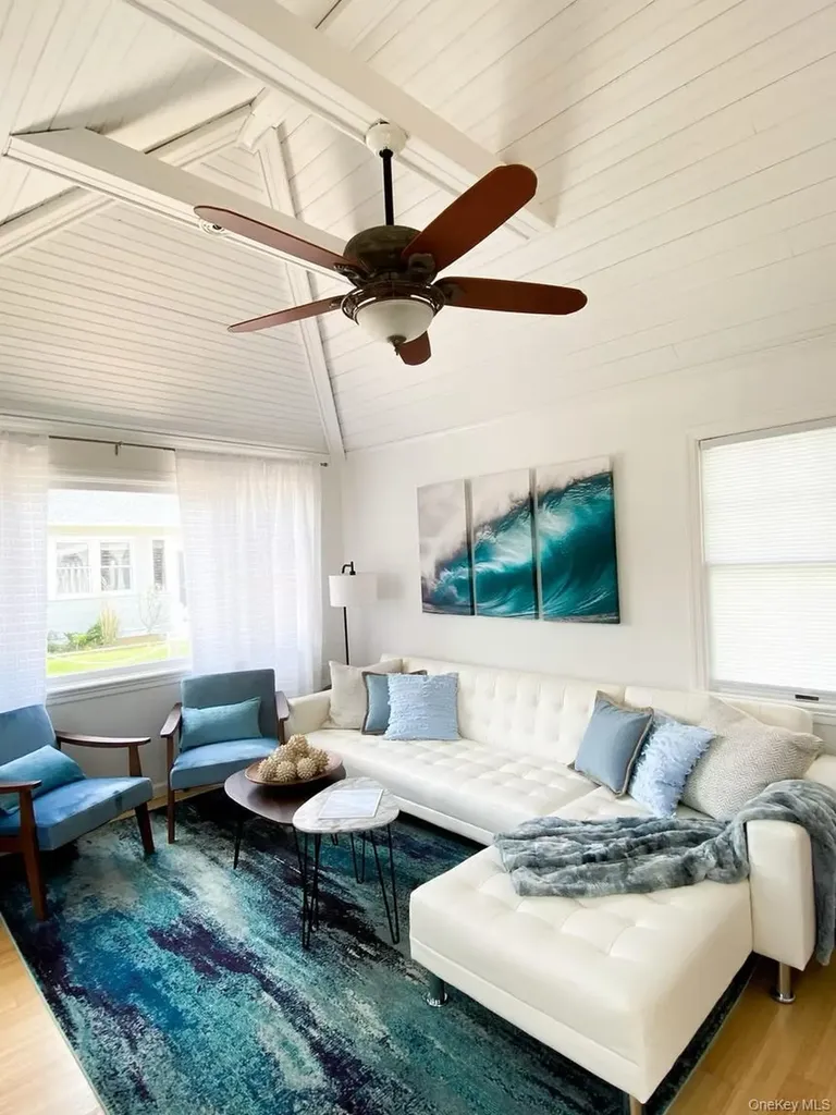 298 Cottage Walk Ocean Beach NY 11770