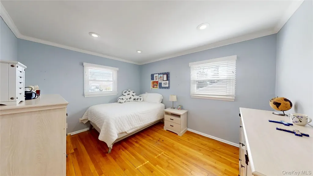 57 Richfield Street Plainview NY 11803