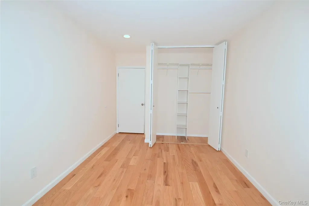 206-14 Emily Road Bayside NY 11360