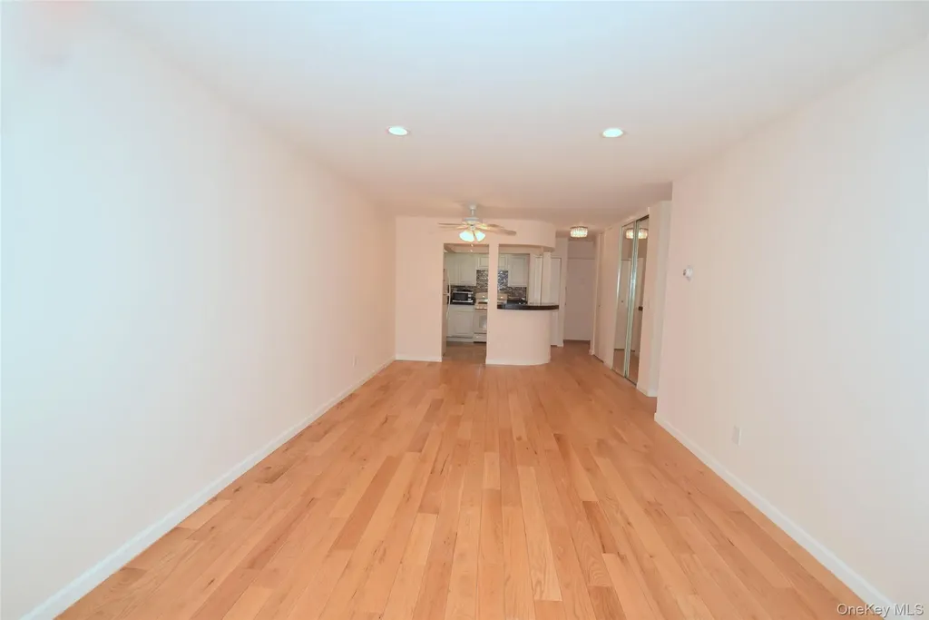 206-14 Emily Road Bayside NY 11360