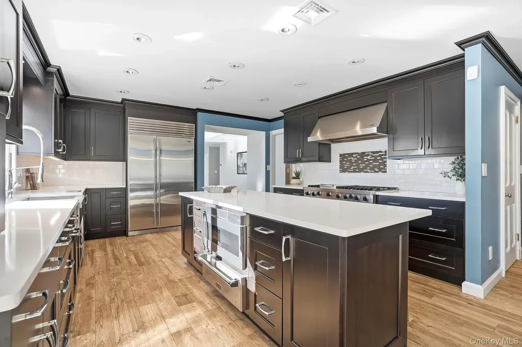 2 Hemlock Rise Armonk NY 10504