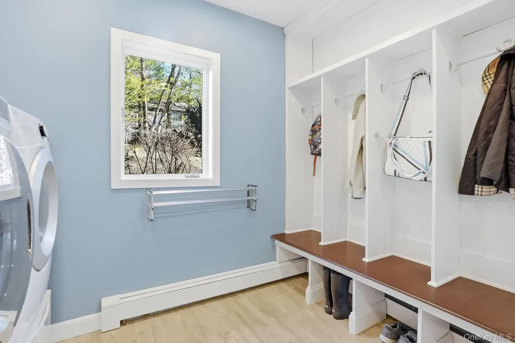 2 Hemlock Rise Armonk NY 10504