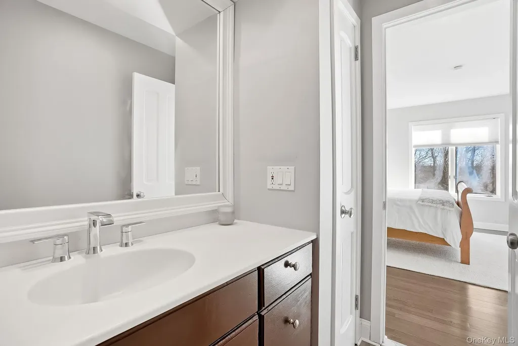 2 Hemlock Rise Armonk NY 10504