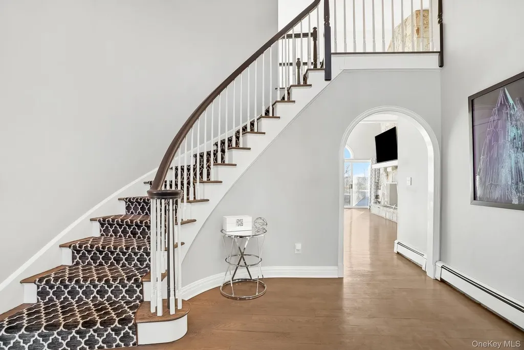 2 Hemlock Rise Armonk NY 10504