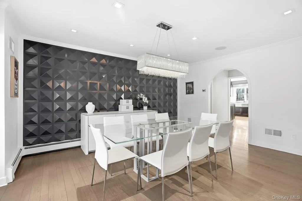 2 Hemlock Rise Armonk NY 10504