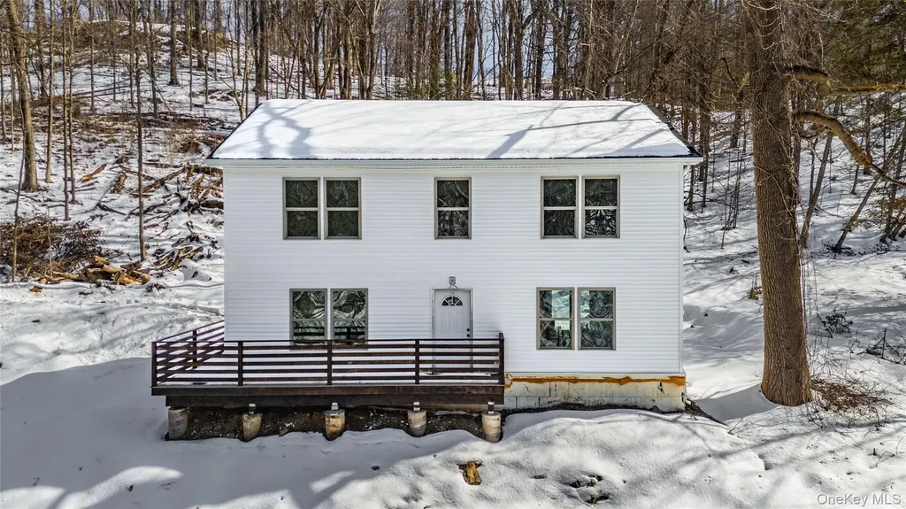 525 Millbrook Drive Esopus NY 12429