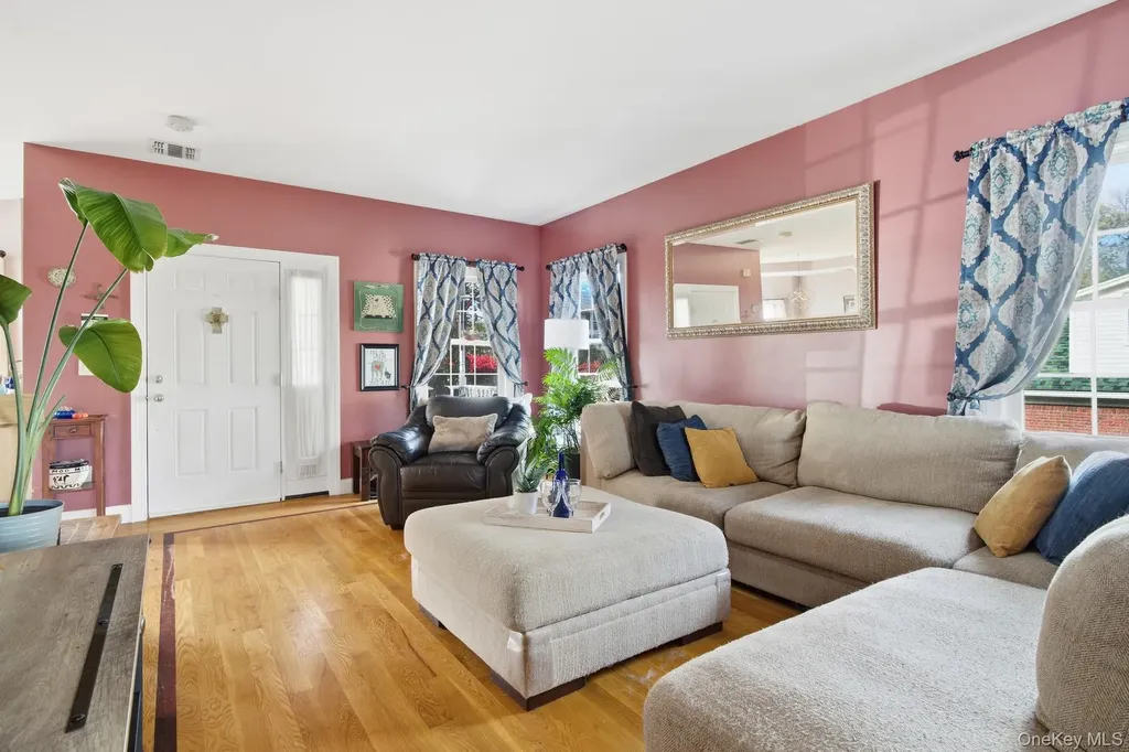 28 Hewitt Street Garnerville NY 10923