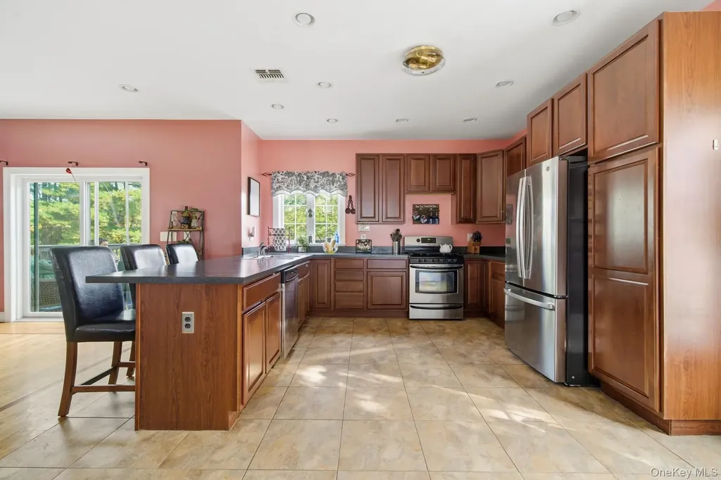 28 Hewitt Street Garnerville NY 10923