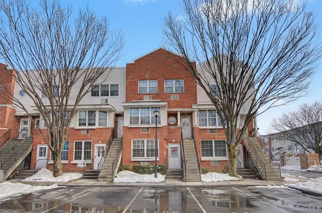 204 Sunset Boulevard Bronx NY 10473