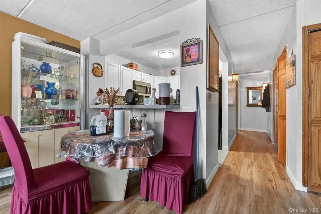 204 Sunset Boulevard Bronx NY 10473